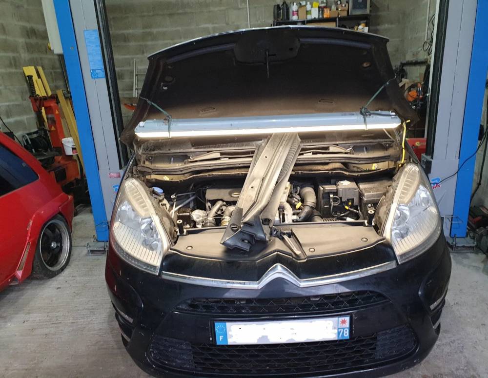 garage-fdma-garage-automobile-c4